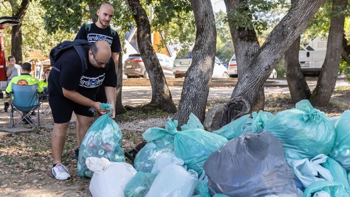 Családokat mozgat meg Tatabánya nagy szemétszedése, újra megtisztul a Turul környéke