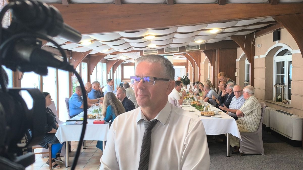 Tatán dolgozzanak a tataiak – a szakképzésben is látják a megoldást