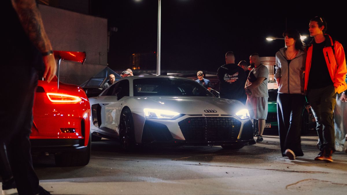 McLarenek, Lamborghinik és egy 1300 lóerős szörnyeteg is érkezett Tatabányára