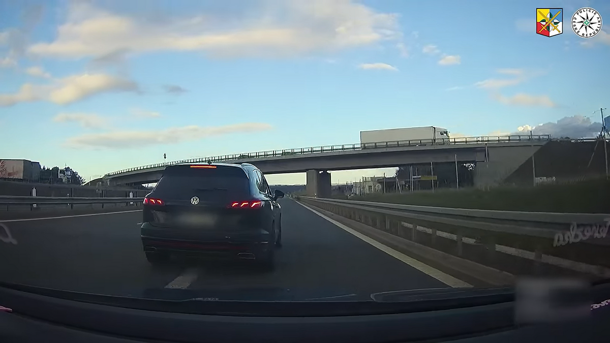 Támadás az autópályán: megverte a nőt a dühöngő sofőr