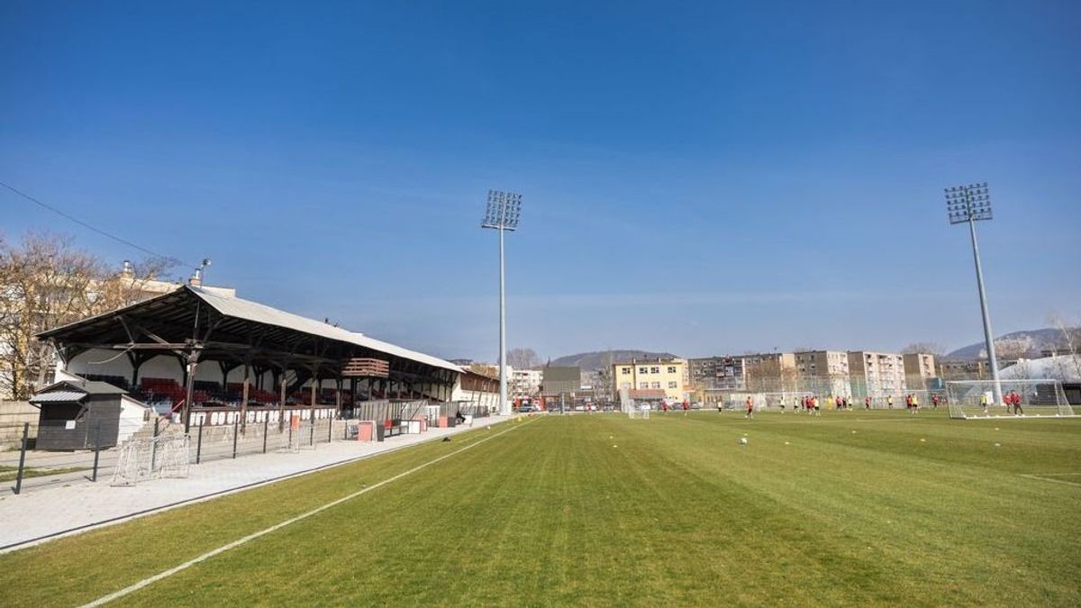 Több mint egy évszázada áll Dorog legendás stadionja – olimpikonok és világsztárok is megfordultak itt