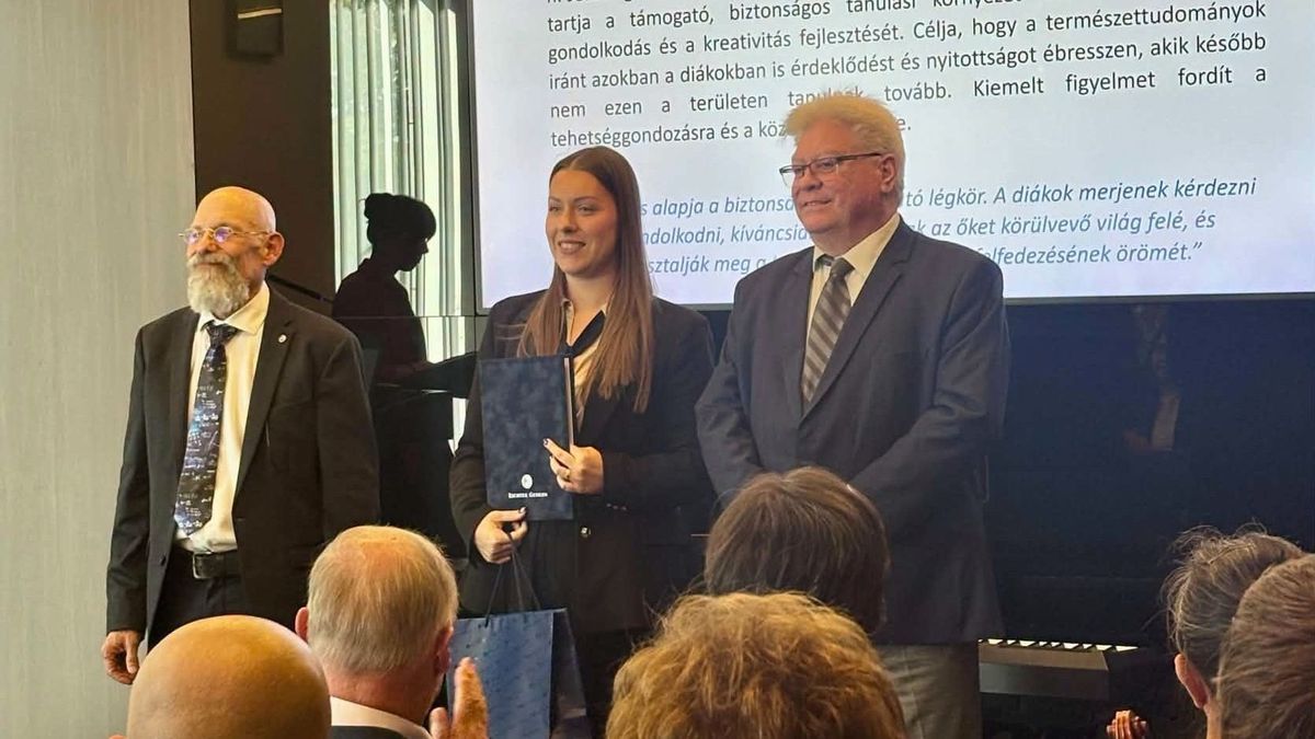 Országos díjat nyert az Árpád szeretett tanárnője
